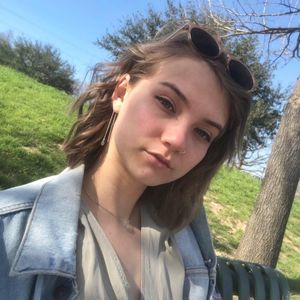 Meet your Posher, Clair